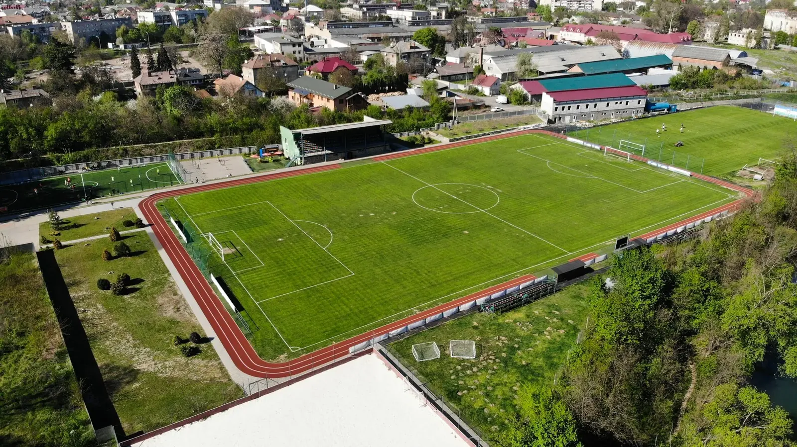 FJD PaintMaster Pro, Sportcomplex